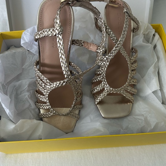 BRAND NEW! BEAUTIFUL! Boden Woven Multistrap Heeled Sandal Leather - Picture 9 of 10